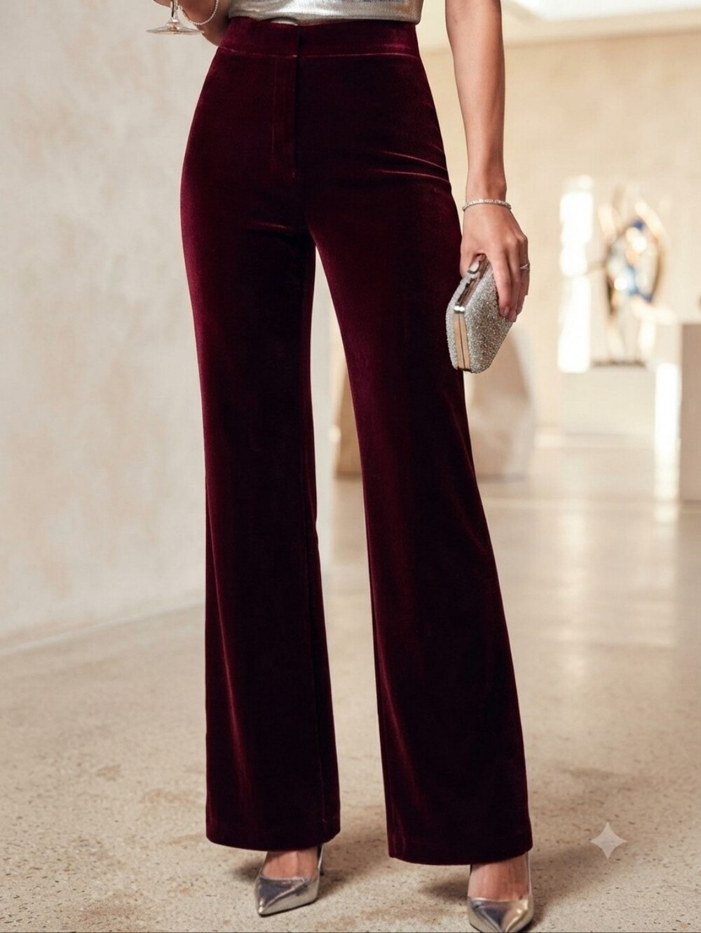 Marchesa  Wide-Leg Velvet Pants in Burgundy